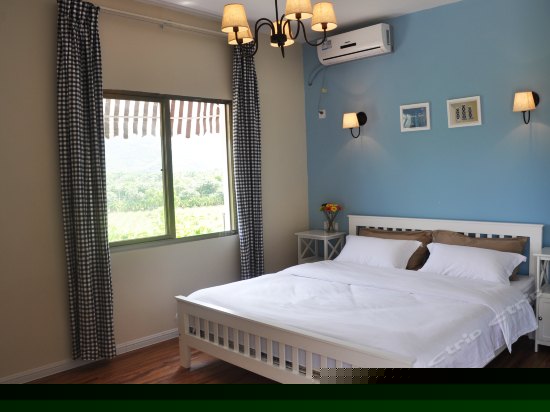 豪华天台山景大床房