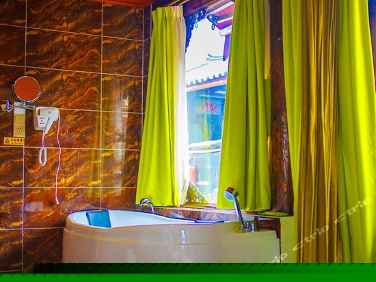 云雨高唐（浪漫蜜月房）