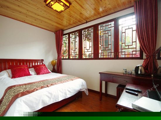 悦秋度假情侣房