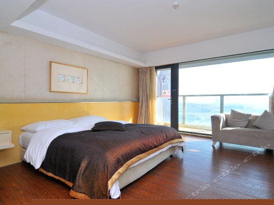 奢华海景大床房