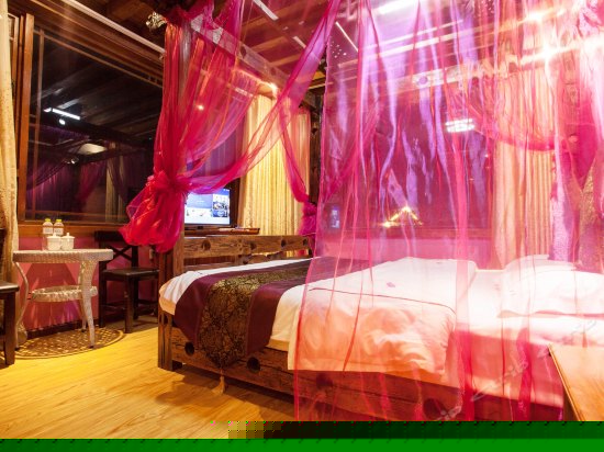 全景蜜月大床房