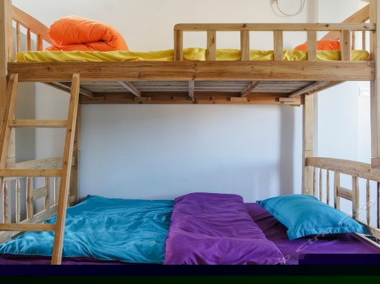 男女混合6人间（床位房）