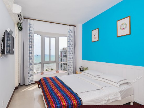 飘窗海景大床房