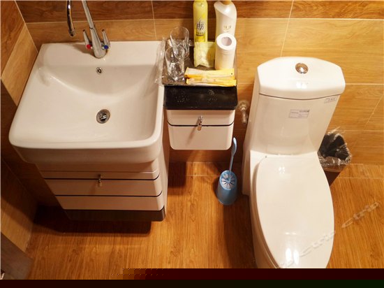 温馨舒适家庭房