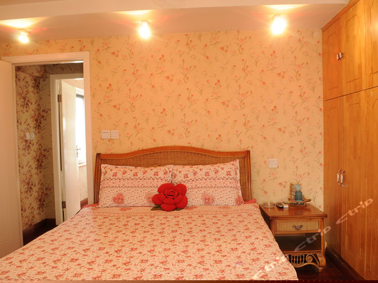 豪华跃层两房（田园风格）