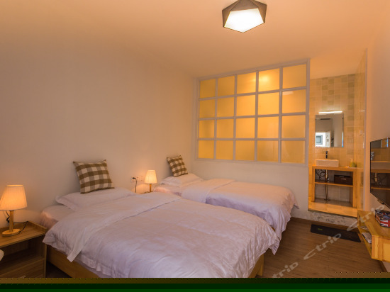 格子控院景双床房