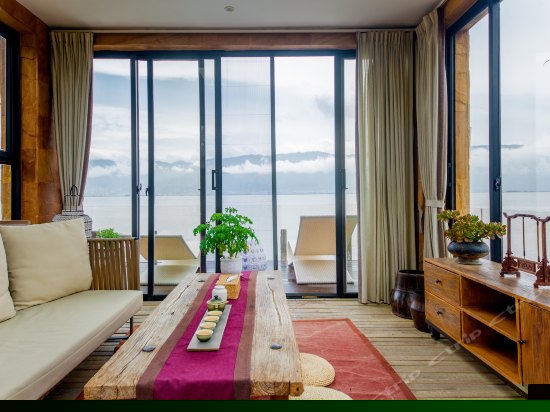 无敌海景大套房