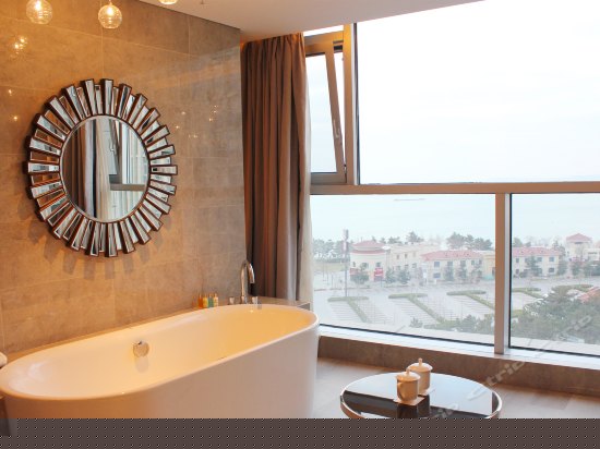 豪华海景大床房