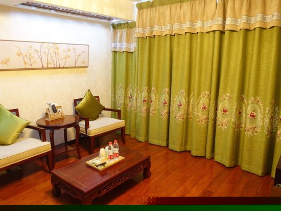 景观豪华大床房