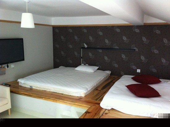 二楼梦影云端套房