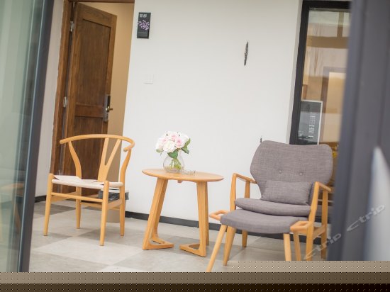 管彤私享露台套房