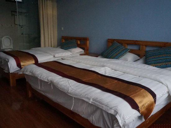 三楼观景家庭房