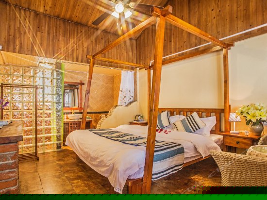 情缘豪华大床房