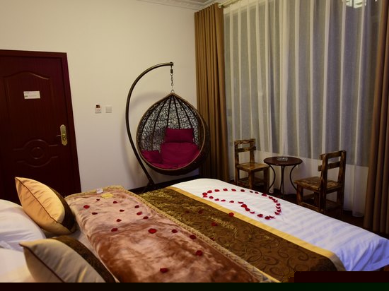 豪华观海大床房