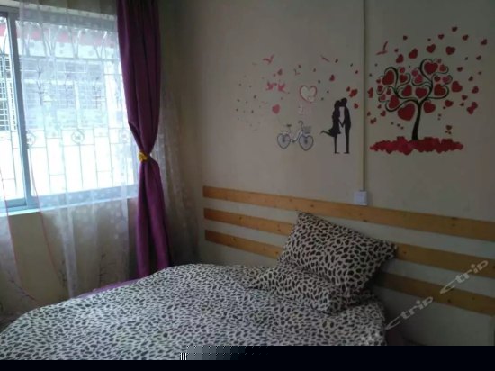 浪漫满屋（圆床房）