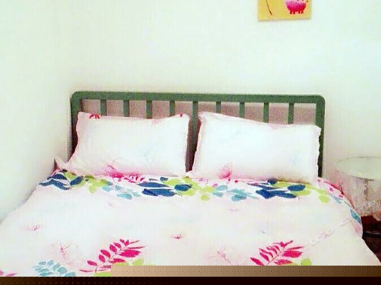 102豪华1.8大床房