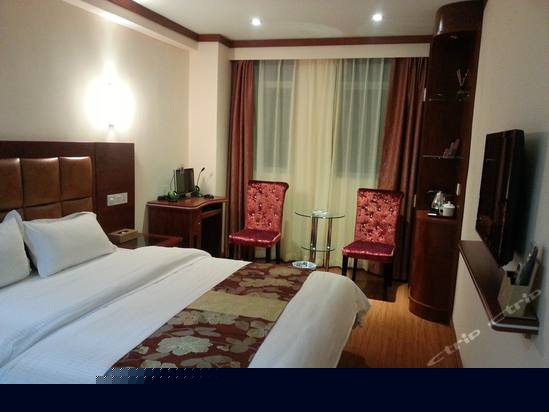 标准单人电脑房