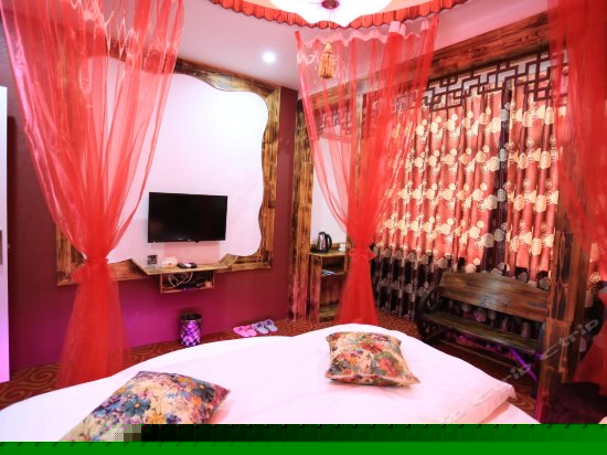 醉美锦时圆床房