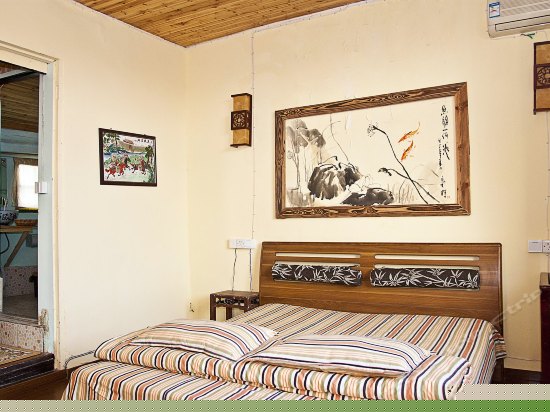 遇见古朴大床房