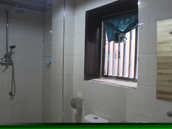 逸龙苑主院一楼标间