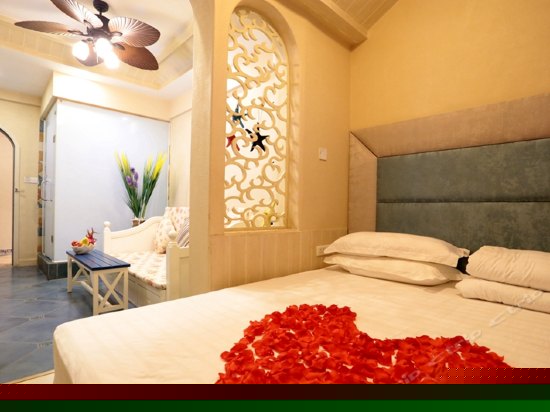 地中海榻榻米大床