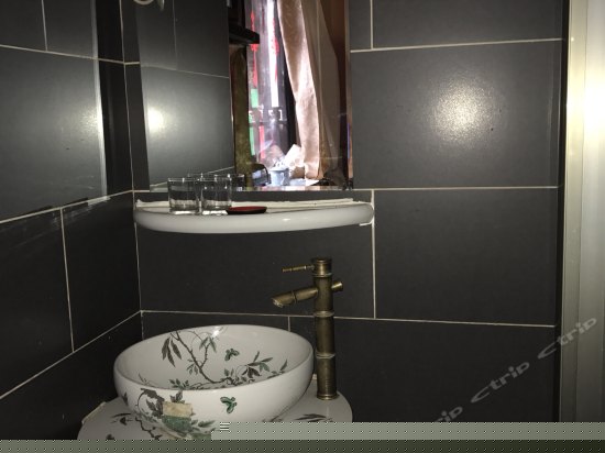 明清豪华土炕房