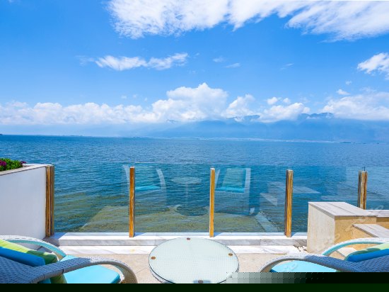 180度蜜月汤池亲水大套房