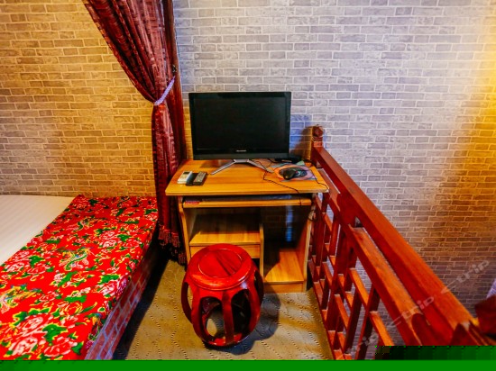 阁楼复式家庭套房