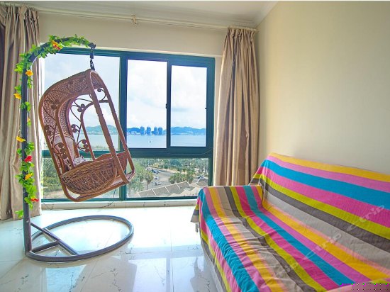 兰海二期豪华海景子母床房