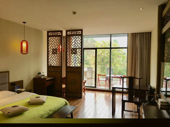 露台景观大床房