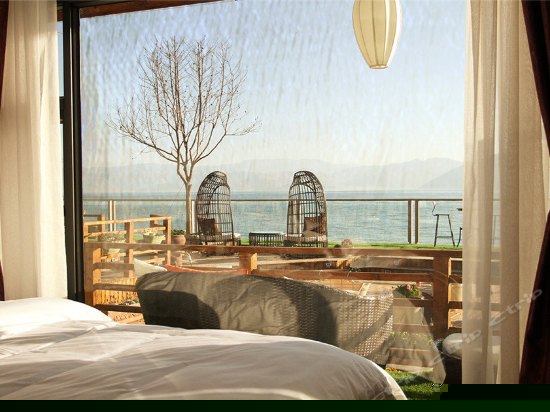 花园海景双床房