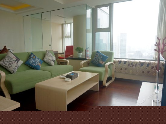 舒适双大床家庭套房