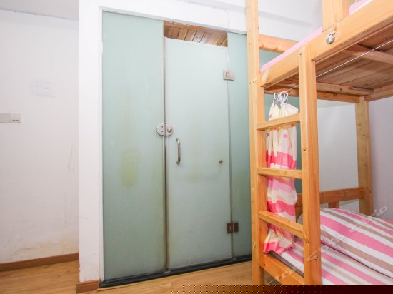 四人间(床位房)