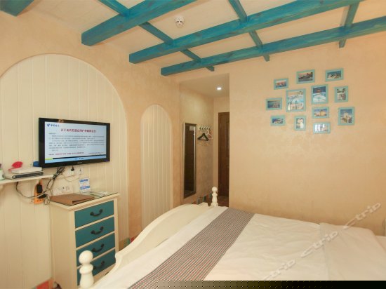 浪漫风情大床房