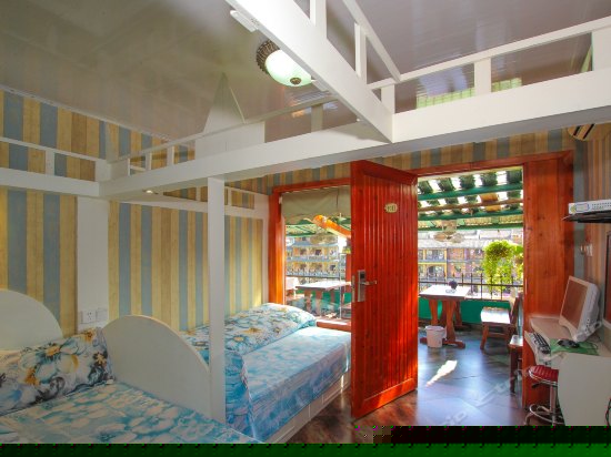 梦幻城堡（临江标间）