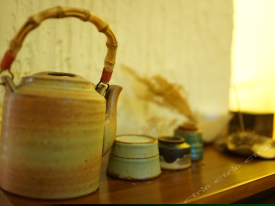 唐卡豪华标准间