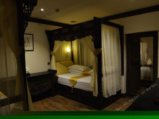 家庭套房四人(两室两卫）