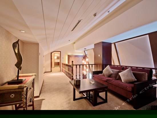 海景豪华复式阁