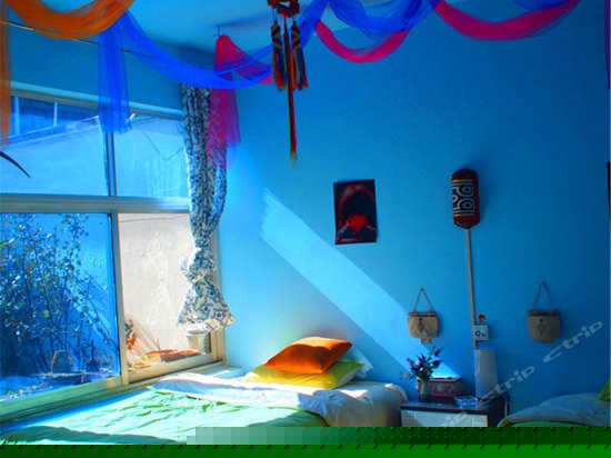 粉红阳光花海标准间