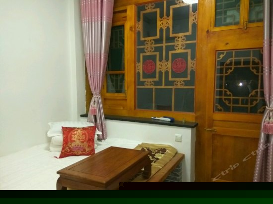 如梦令小土炕房