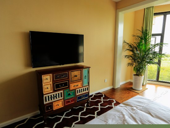 尊贵海景大床房