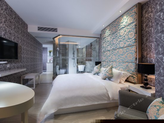 豪华精品主题房