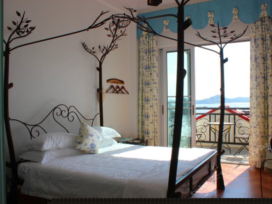 海景树窝阳台房