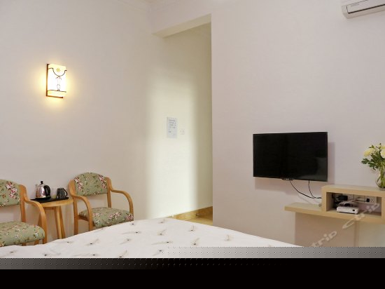 阳台豪华大床房