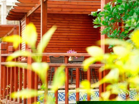 木屋三卧室温泉别墅