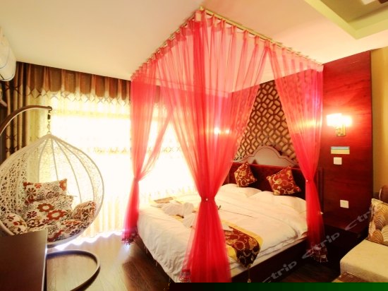 豪华江景大床房