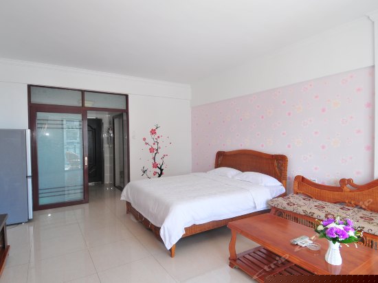 温馨小筑大床房