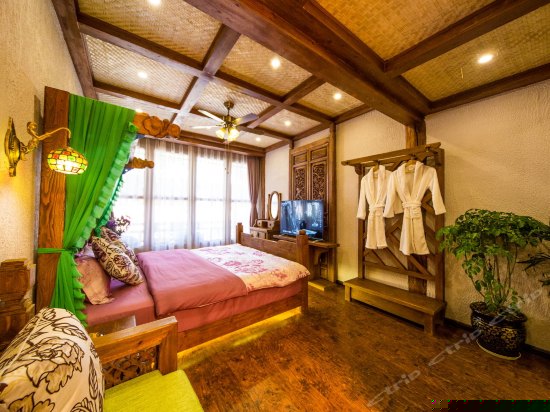 一号店温馨大床房