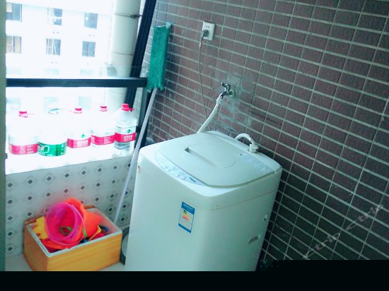 特惠舒适两室一厅