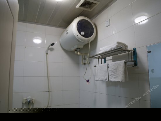 标准大床房(无窗)